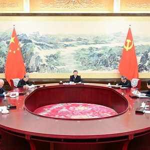 中共中央政治局召开民主生活会 中共中央总书记习近平主持会议并发表重要讲话